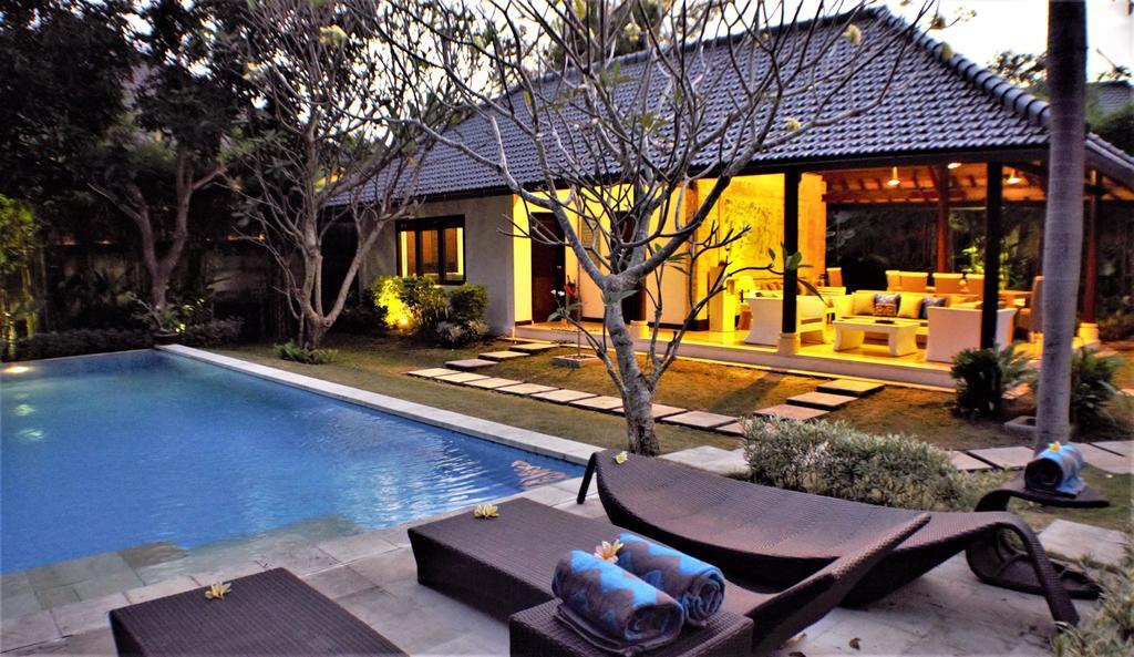 Finn'S Villa Santai Seminyak Extérieur photo