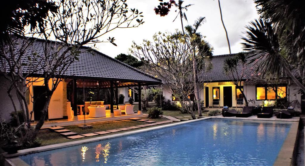 Finn'S Villa Santai Seminyak Extérieur photo